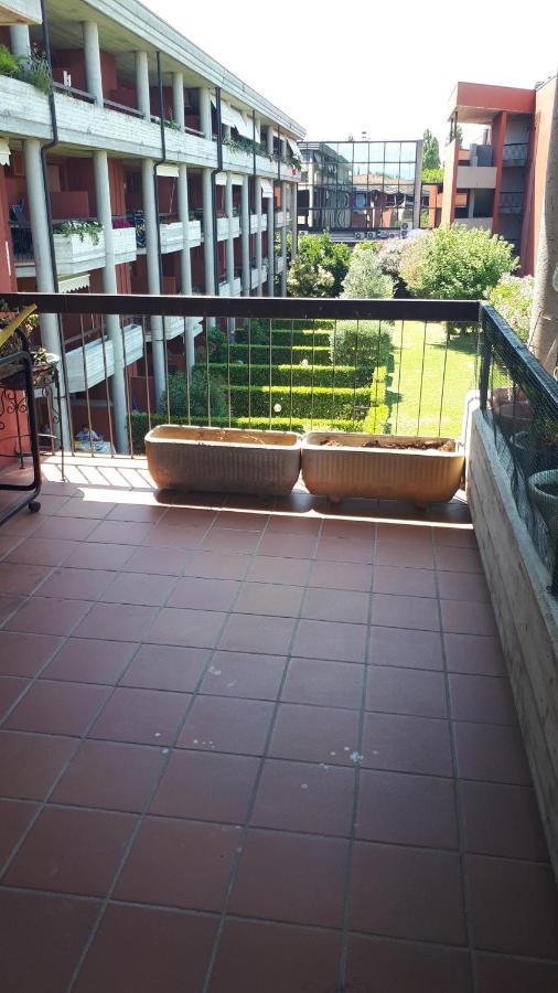 Con Piscina Il Glicine Sul Garda Apartment