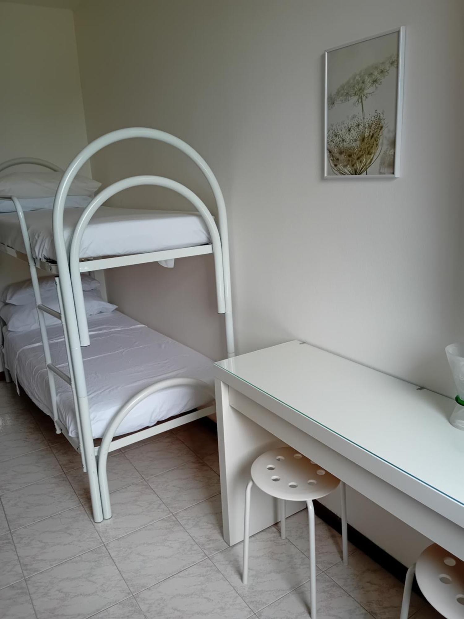 Con Piscina Il Glicine Sul Garda Apartment Desenzano del Garda