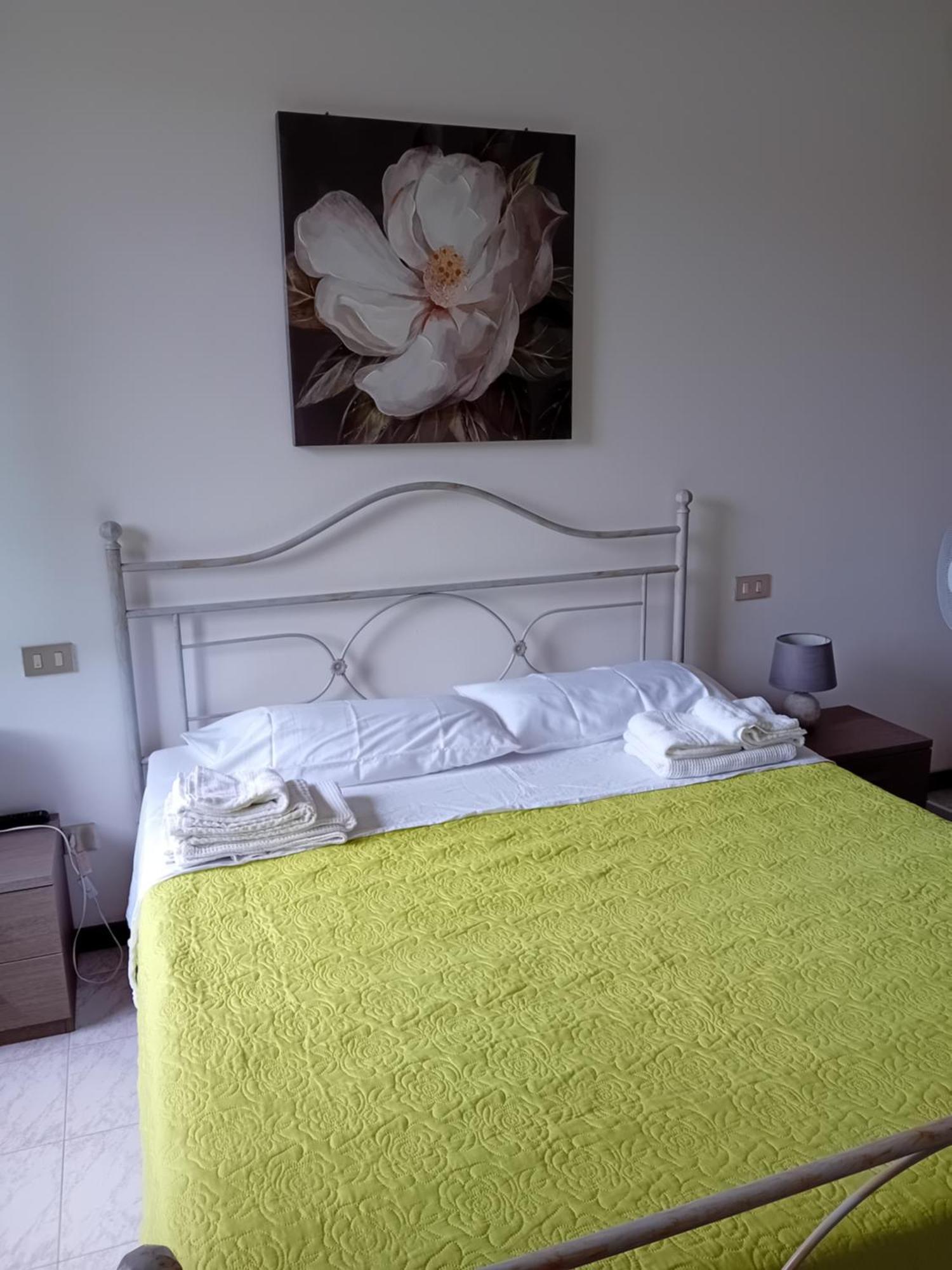 Con Piscina Il Glicine Sul Garda